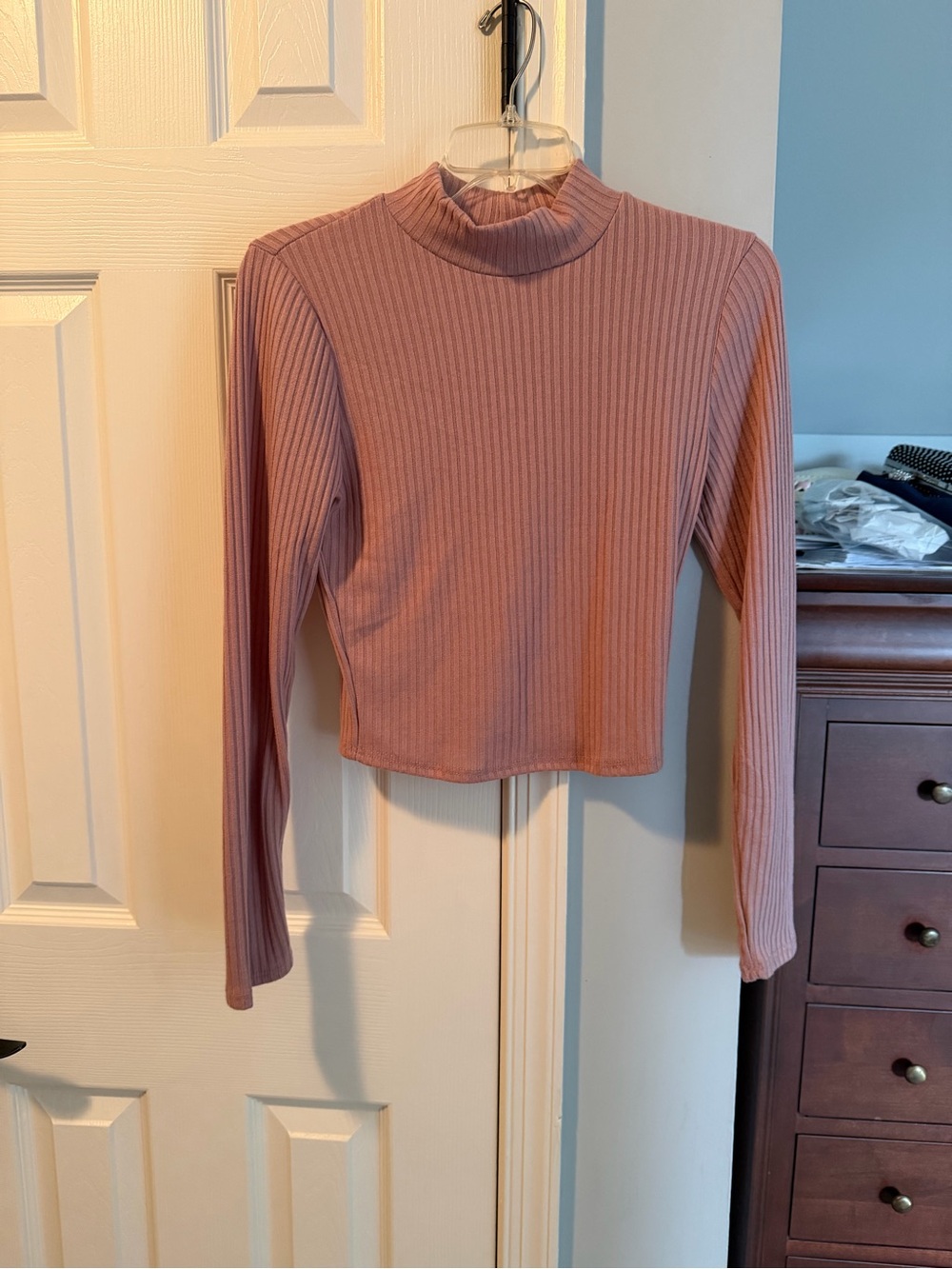 Ribbed Mock Neck Long-Sleeve Crop Top - Dusty Rose